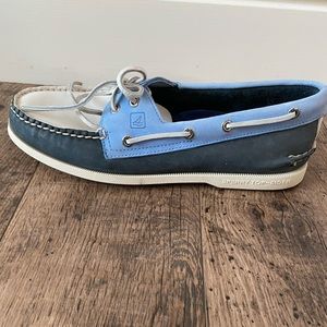 Sperry AO Boat Seaside Navy and White Leather NWT